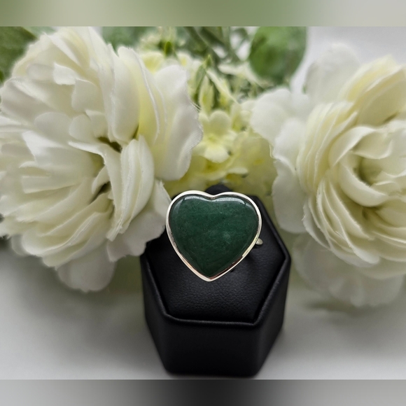 ❤️ JADE HEART STERLING SILVER RING - Picture 8 of 12